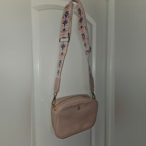 Elegant Pink Crossbody Bag